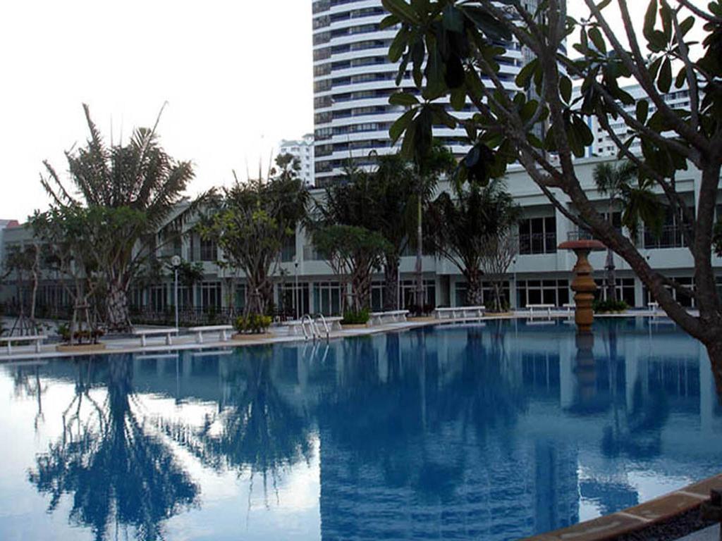Apartments At View Talay Pattaya Exterior foto